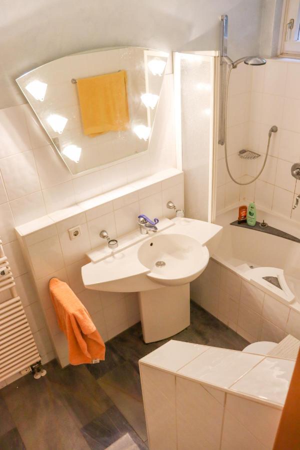 Exklusive Ferienwohnung Mit Garten - Nahe Messe Monaco di Baviera Esterno foto